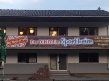 Фото: Der Diner im Sportheim Züttlingen